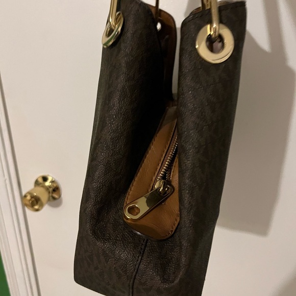Michael Kors Dark Brown Signature Shoulder Bag - Picture 2 of 9